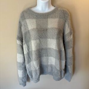 Time and Tru Fuzzy Gray Sweater